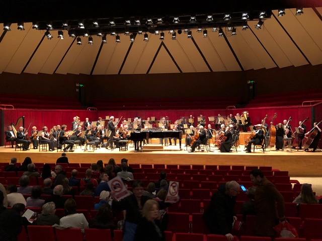 Image of the orchestra on stage at Reading Hexagon